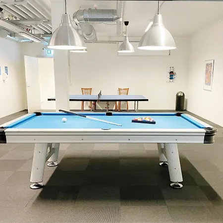 Athome * אורהוס